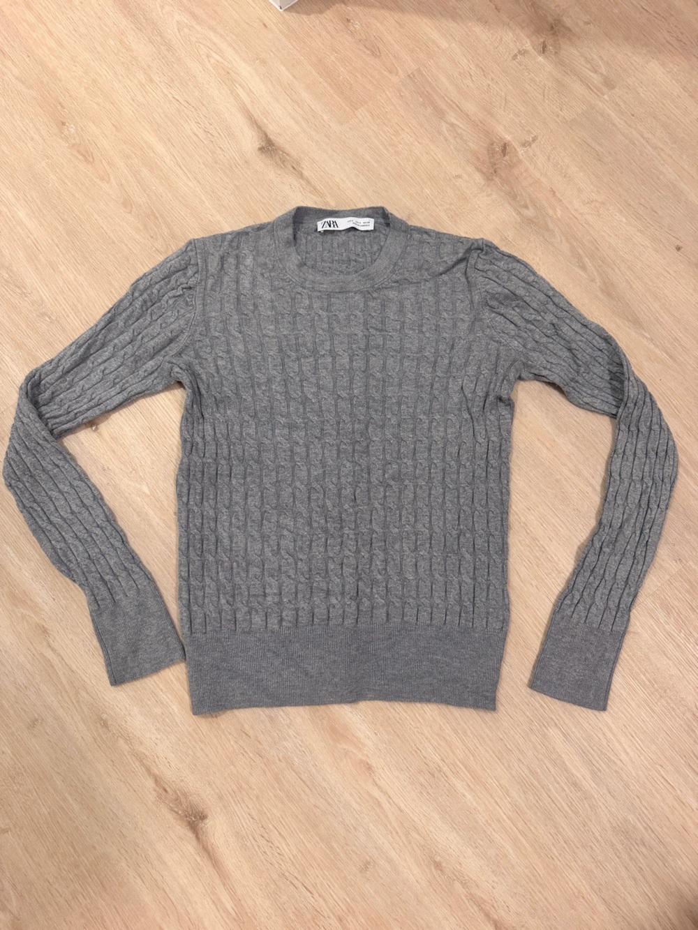 Zara women Cable Knit Crewneck Sweater - Gray